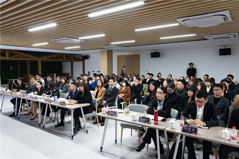 “牛”轉乾坤，再創輝煌—優景2020年終會議